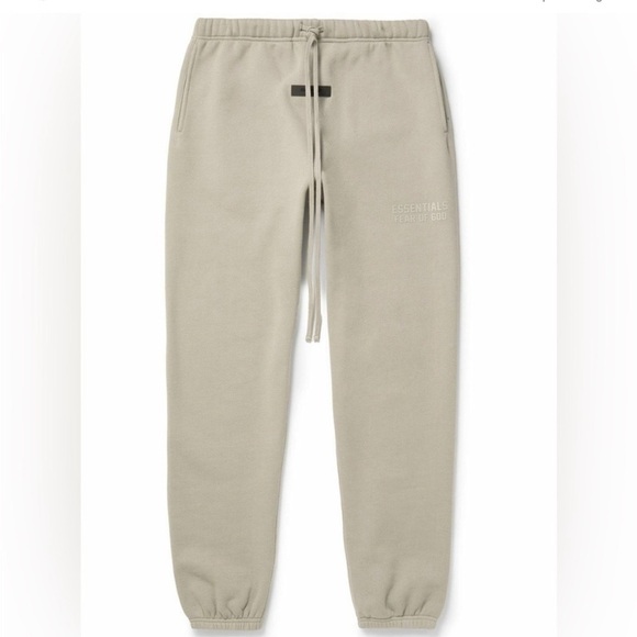 Fear of God Essentials - Logo-Flocked Cotton-Blend Jersey
Sweatpants Jogger Tan - Picture 1 of 6